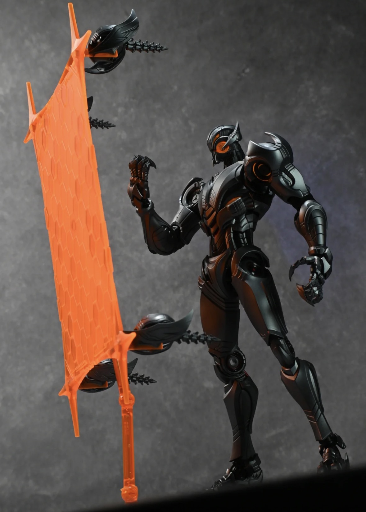Stokta Blokees Ultron Marvel R - Model Kit Ultron incelemesi ve fiyatı