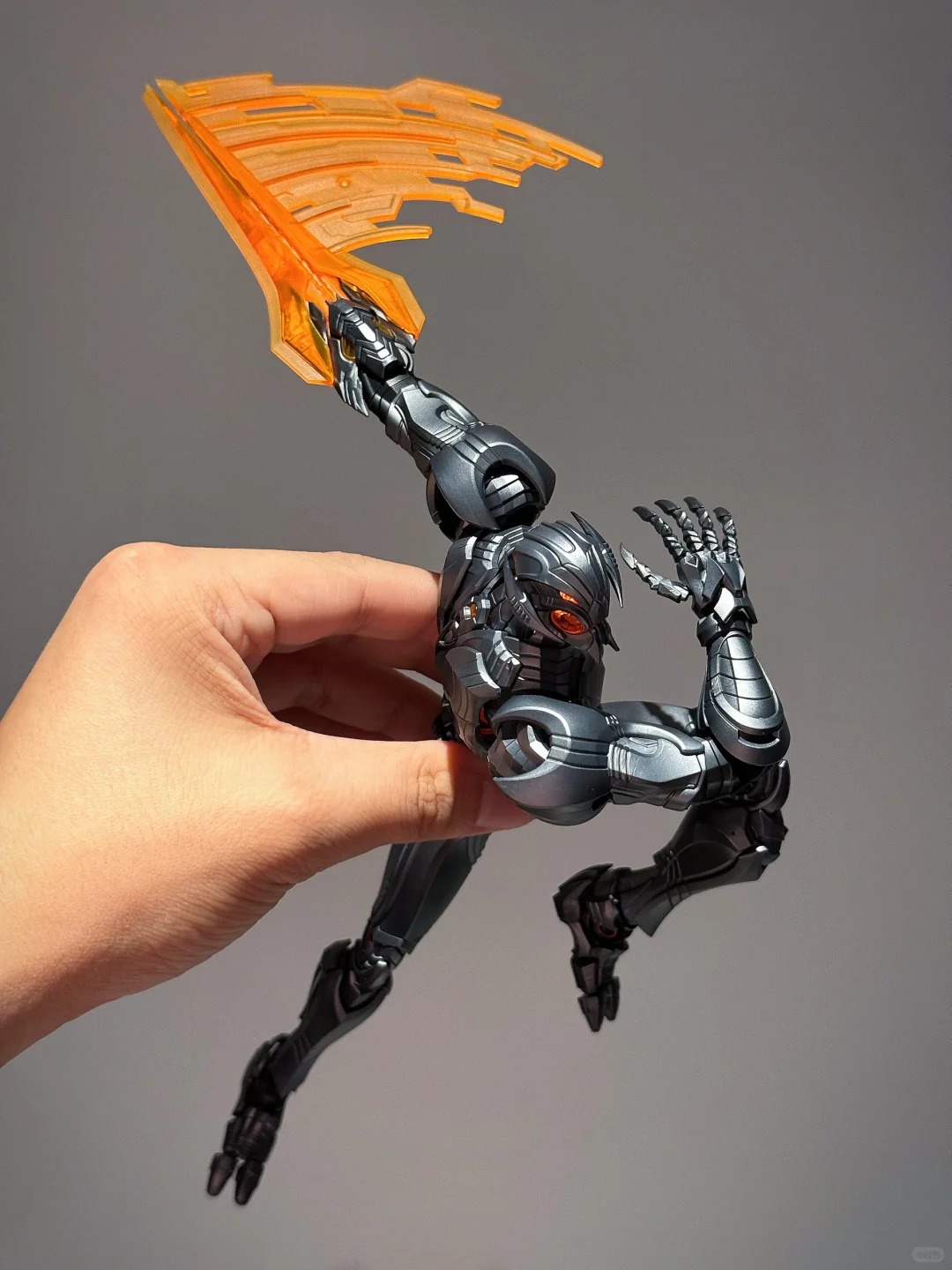Stokta Blokees Ultron Marvel R - Model Kit Ultron incelemesi ve fiyatı